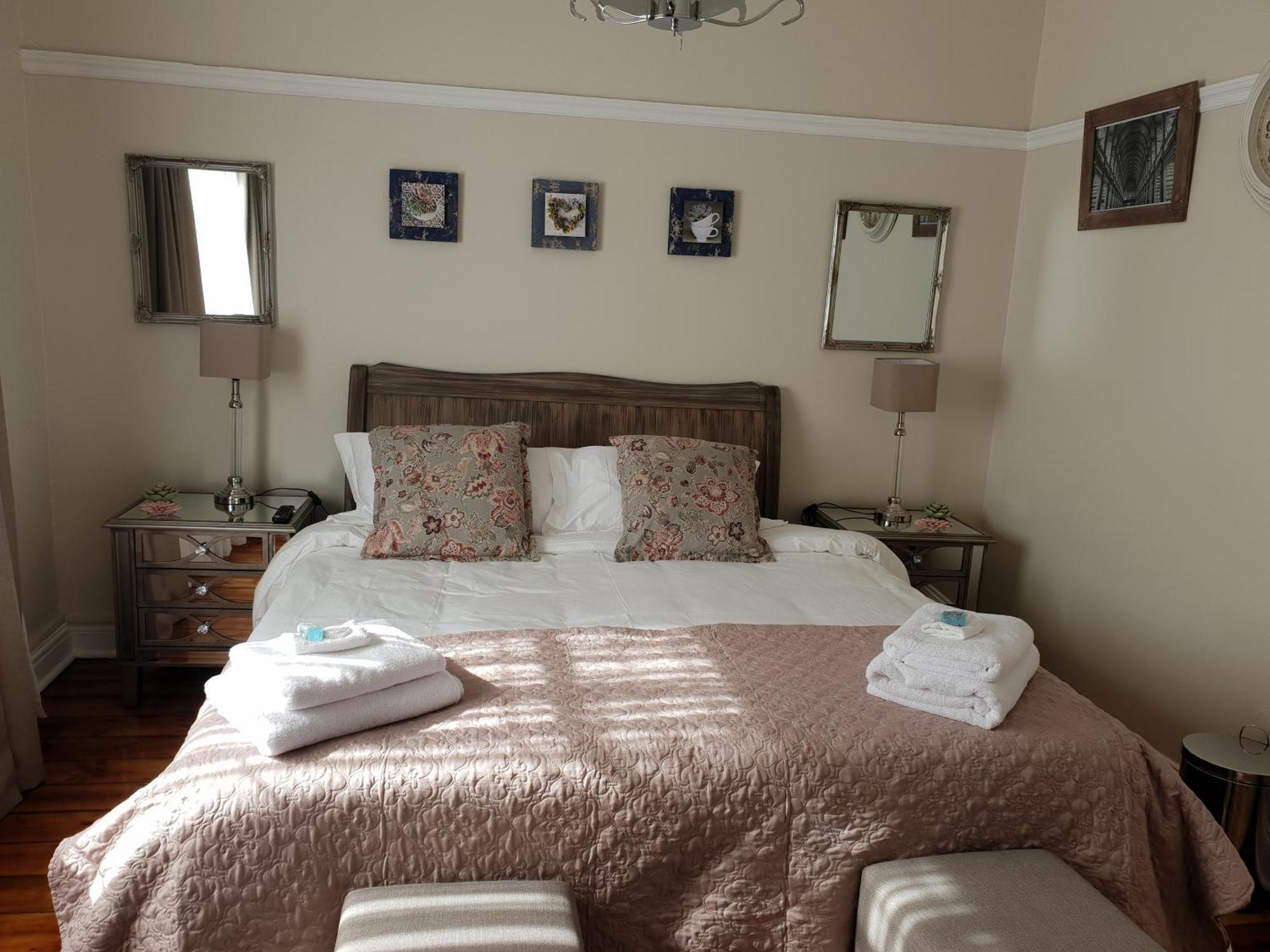 Bauhenia Guesthouse Potchefstroom Buitenkant foto