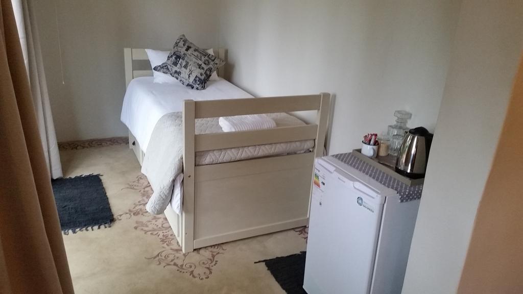 Bauhenia Guesthouse Potchefstroom Buitenkant foto