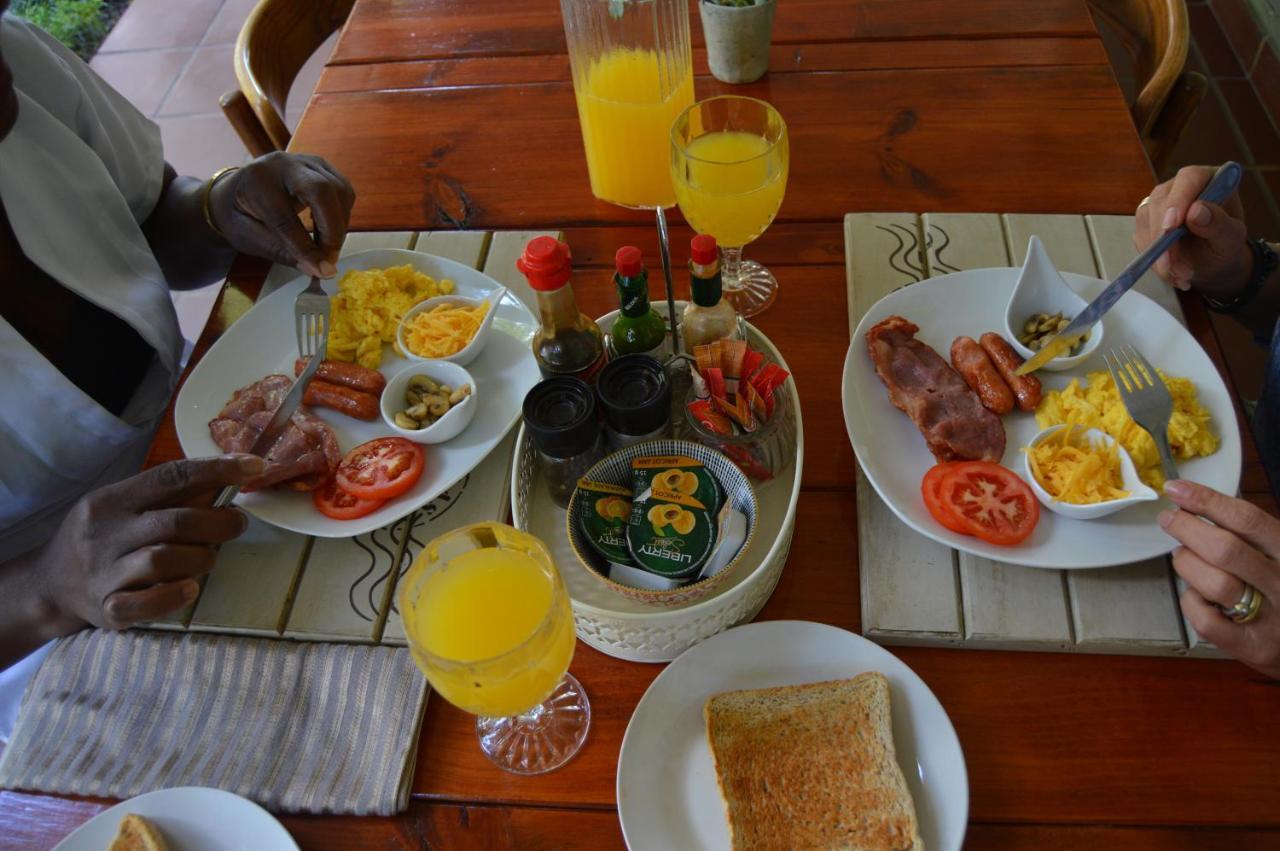 Bauhenia Guesthouse Potchefstroom Buitenkant foto